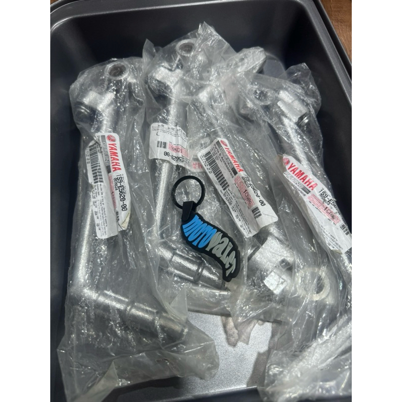 ข้อเหวี่ยงขาเทียม EXCITER IS9-E5620-00