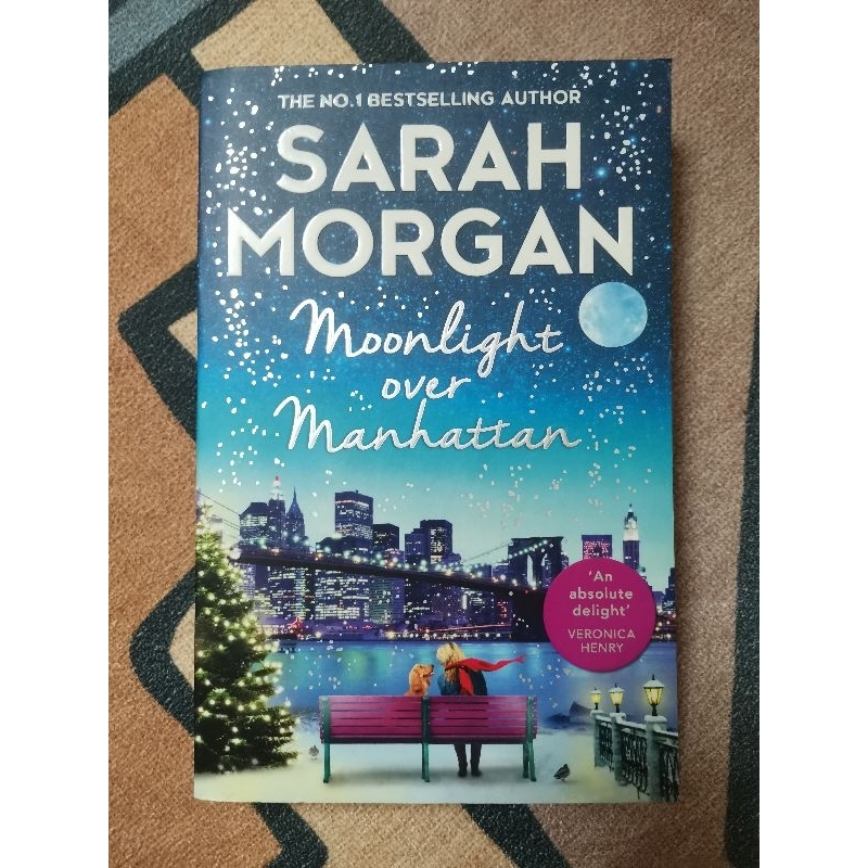 หนังสือมือสอง/หนังสือรัก/หนังสือมือสอง: Moonlight Over Manhattan โดย Sarah Morgan