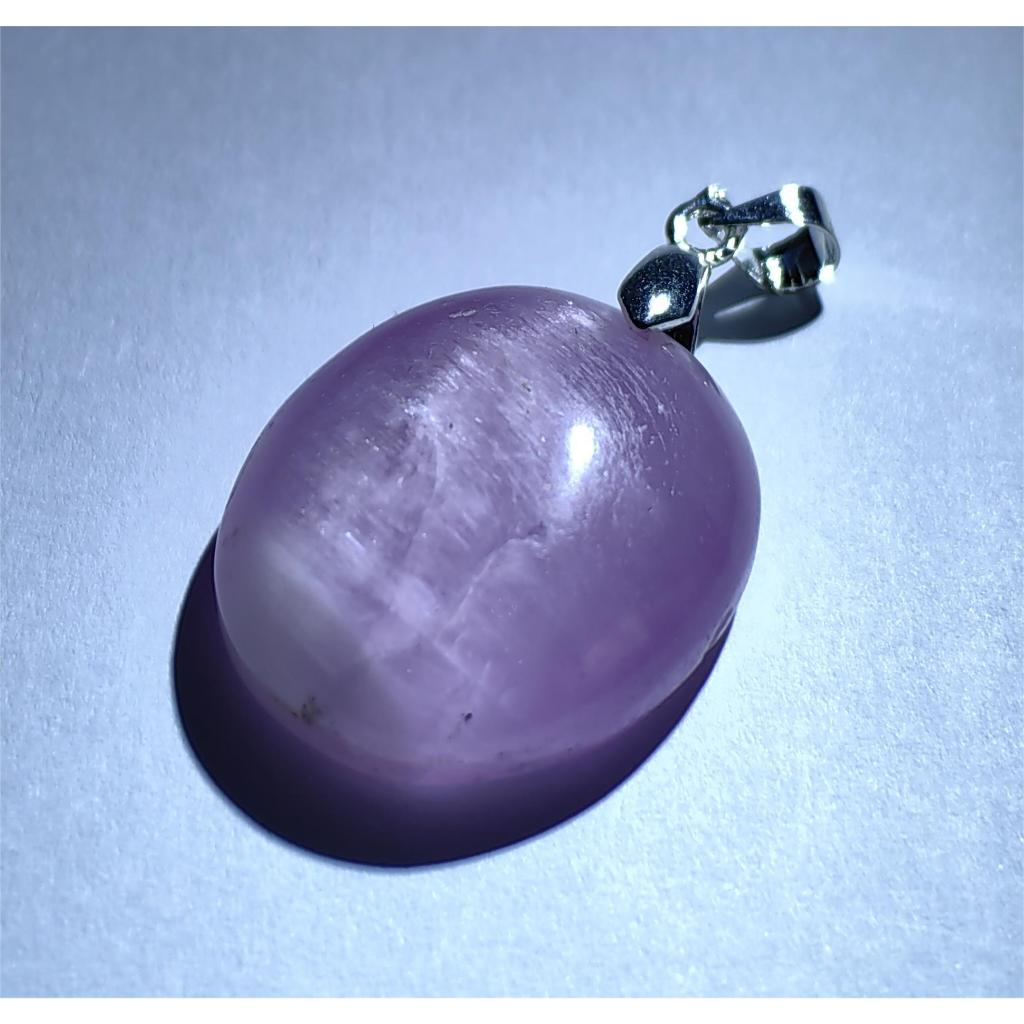 จี้คริสตัล Kunzite ธรรมชาติ (Oval) 天然紫进口/จี้เปลือกหอย