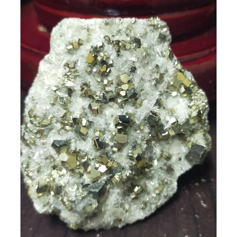 Peru Pyrite Symbiotic White Crystal น้ําหนักสุทธิ 85gx ยาว 50mmx กว้าง 56mm.