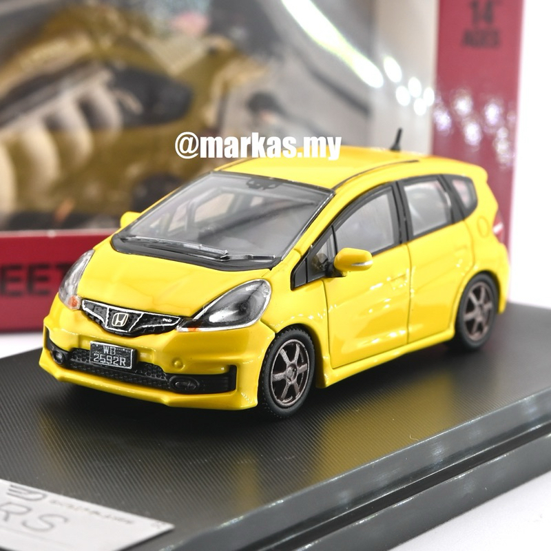 STREET WEAPON 1/64 HONDA JAZZ GE8RS สีเหลือง