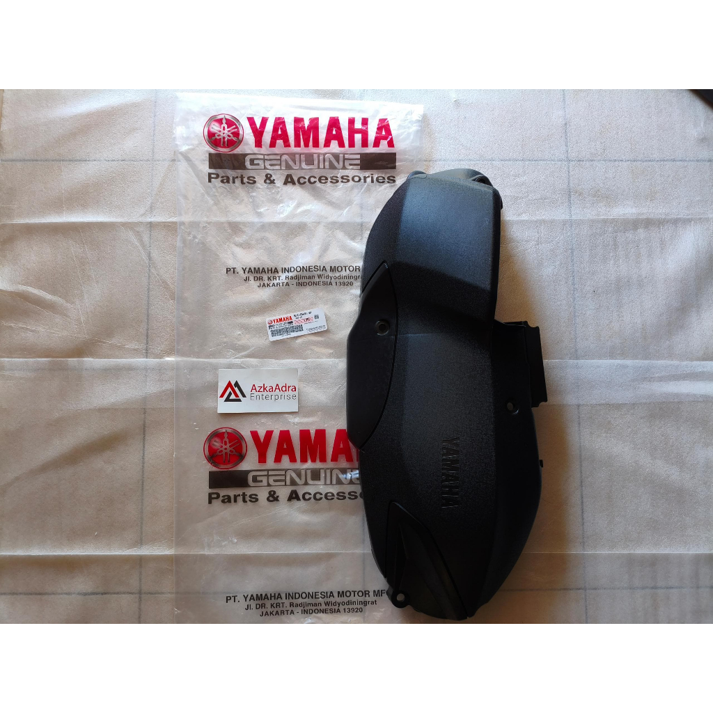 YAMAHA XMAX 250 COVER CRANKCASE CVT & SCREW CVT ( B74-E5431-01 ) YAMAHA 100%