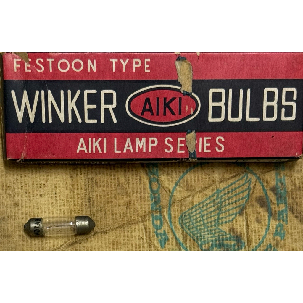 Honda C100/C102/C105/C110/C115/C200/C201/CM90/CM91/CD90 Signal Festoon Bulb 6V-10W (AIKI)(นําเข้า)