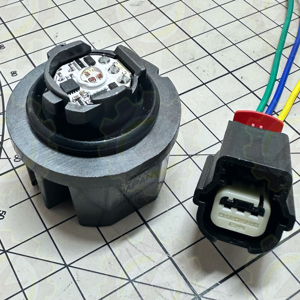 81536-15120 ญี่ปุ่น KOITO TOYOTA LR4B 12V 75W LED REAR BRAKE LIGHT สําหรับ HILUX REVO , ROGUE , ROCC