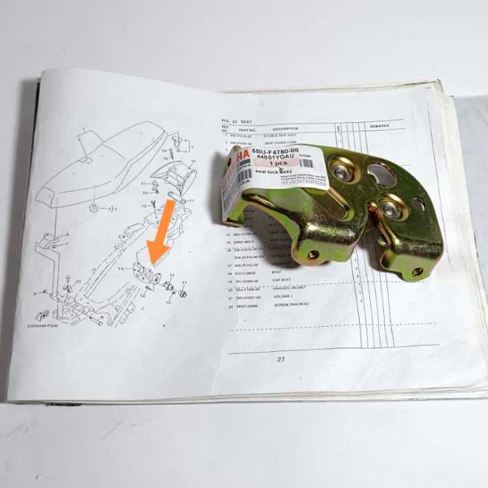 YAMAHA 125Z SEAT LOCK ASSY ( 5BU-F4870-00 )