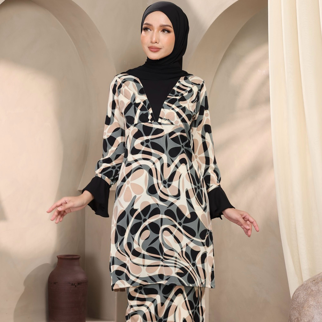 สินค้ามาใหม่ Kurung Laura สีสีดํา Baju Raya Terbaru 2025~Baju Kurung Moden Cantik & Glam