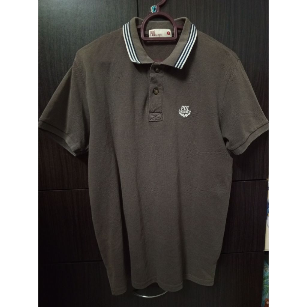 เสื้อยืดคอปกลําลอง PDI (Preloved)