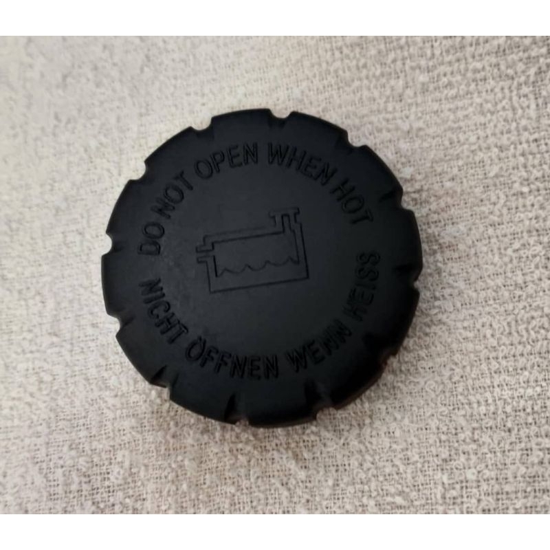 2105010615 Mercedes Benz ฝาถังอะไหล่ Coolant Tank Cap W204 W203 W212 W211 W220 W140FC W202FC W210FC