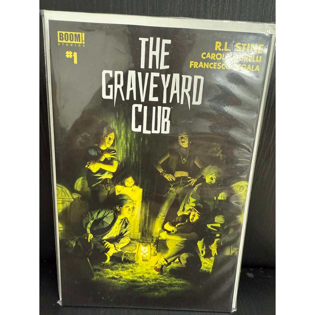 THE GRAVITYARD CLUB*