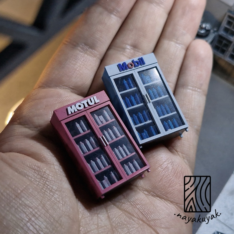 ตู้น้ํามันเครื่องสําหรับโรงรถที่สมจริง Diorama Mini GT