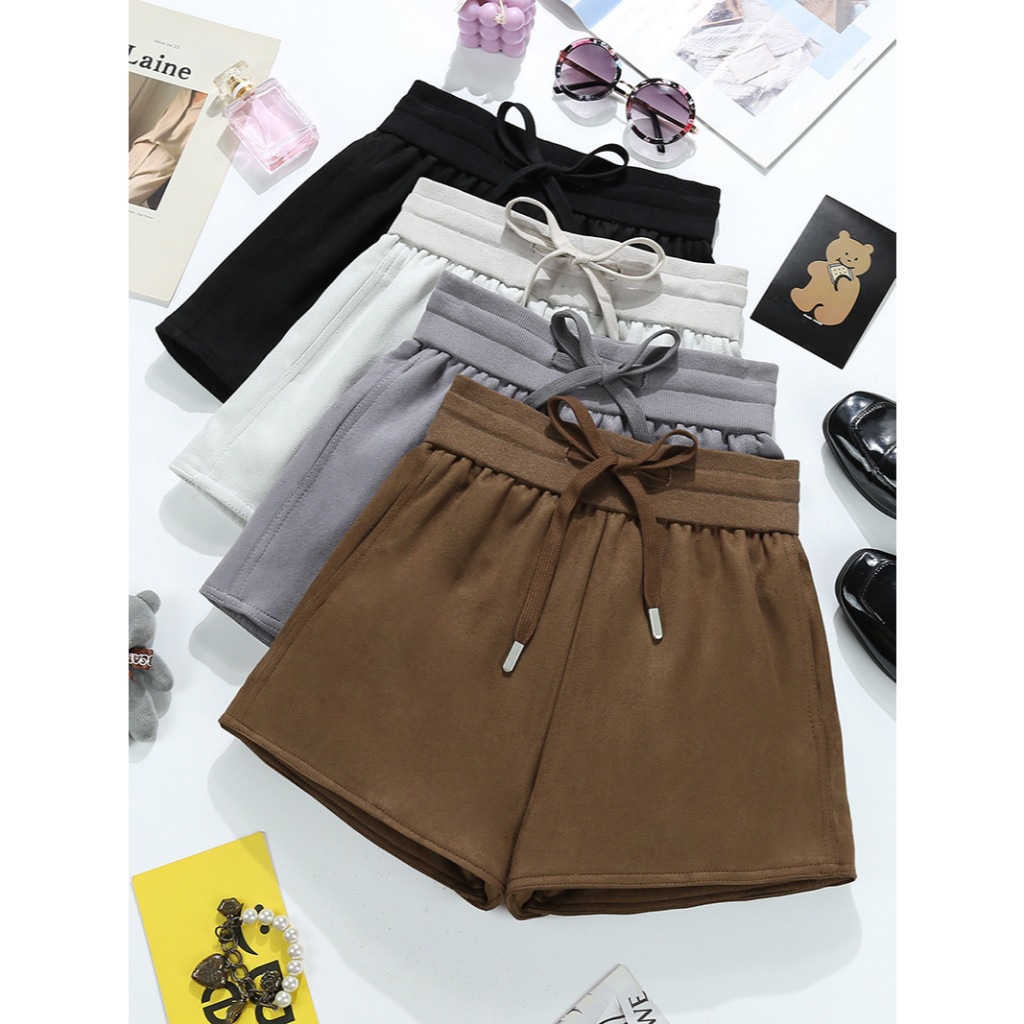 LADY LOOSE SHORT PANTS กางเกงขาสั้นผู้หญิง