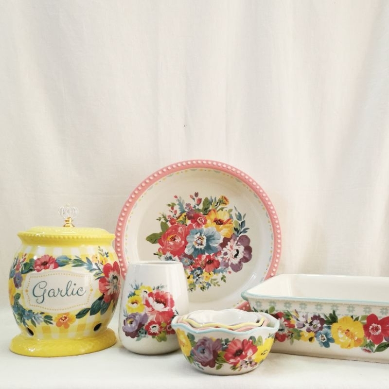 The Pioneer Woman Sweet Romance Blossom อาหารเย็น 美国 Cabinet 女 田园花卉 电池具