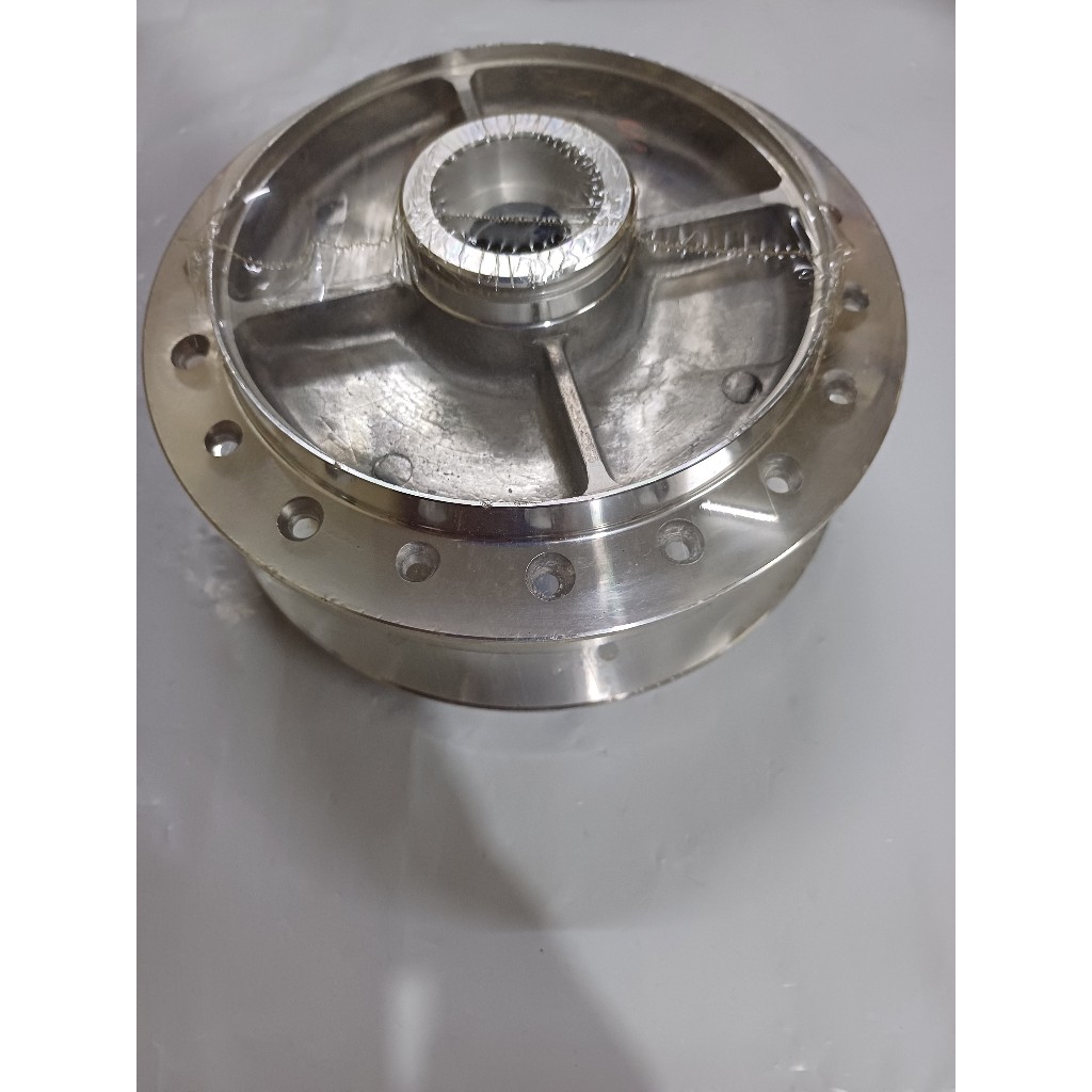 WAVE125/ WAVE100/ WAVE110 REAR HUB (DP) CHROME