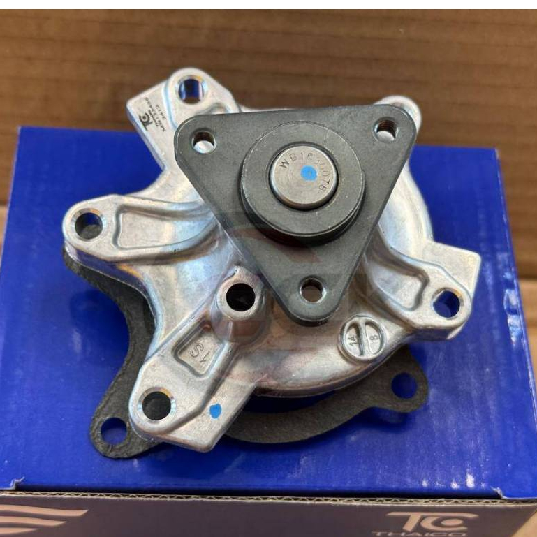 ปั๊มน้ํา Toyota Altis Zze121 / Zze122 100 % ใหม่