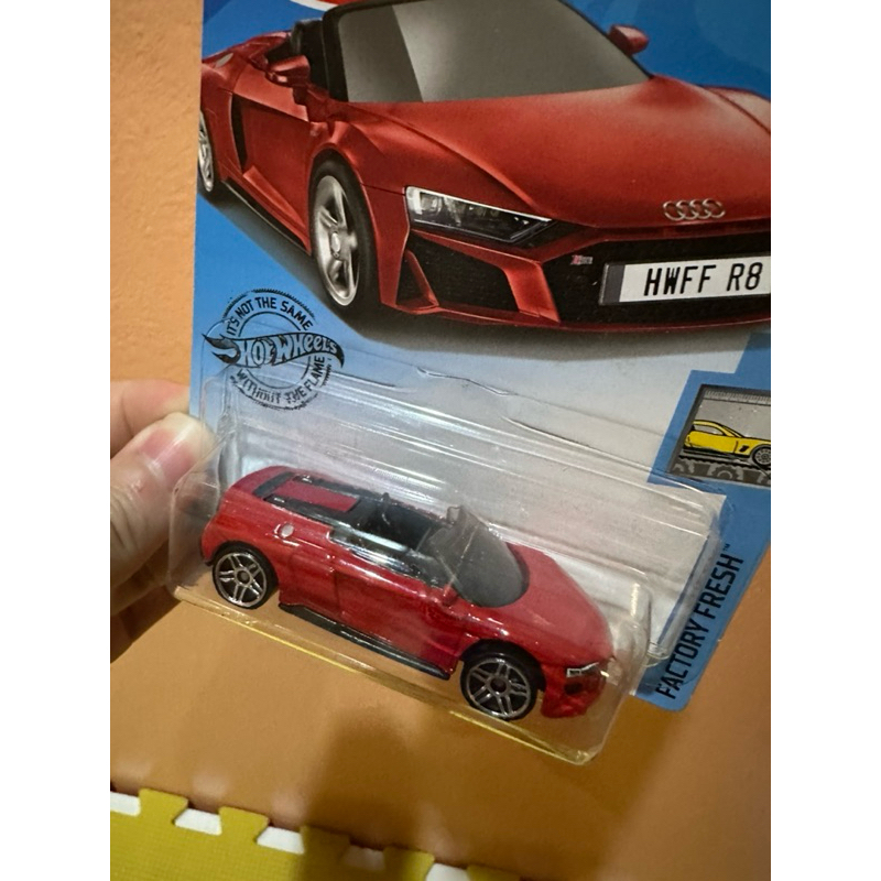 [BOB] Hot Wheels 2019 Audi R8 Spyder 175/250 New MISB