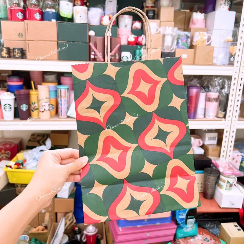 Starbucks Taiwan Christmas Xmas Exclusive 2024 Collection Paper Bag Miira 新🇸🇬台台 ไต้หวัน ไต้หวัน🇹🇼星巴克