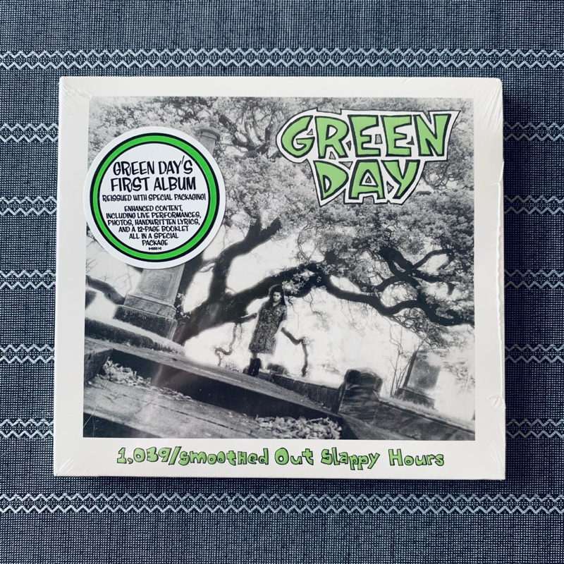 Green Day - 1,039/Smoothed Out Slappy Hours [รุ่นนําเข้า] CD