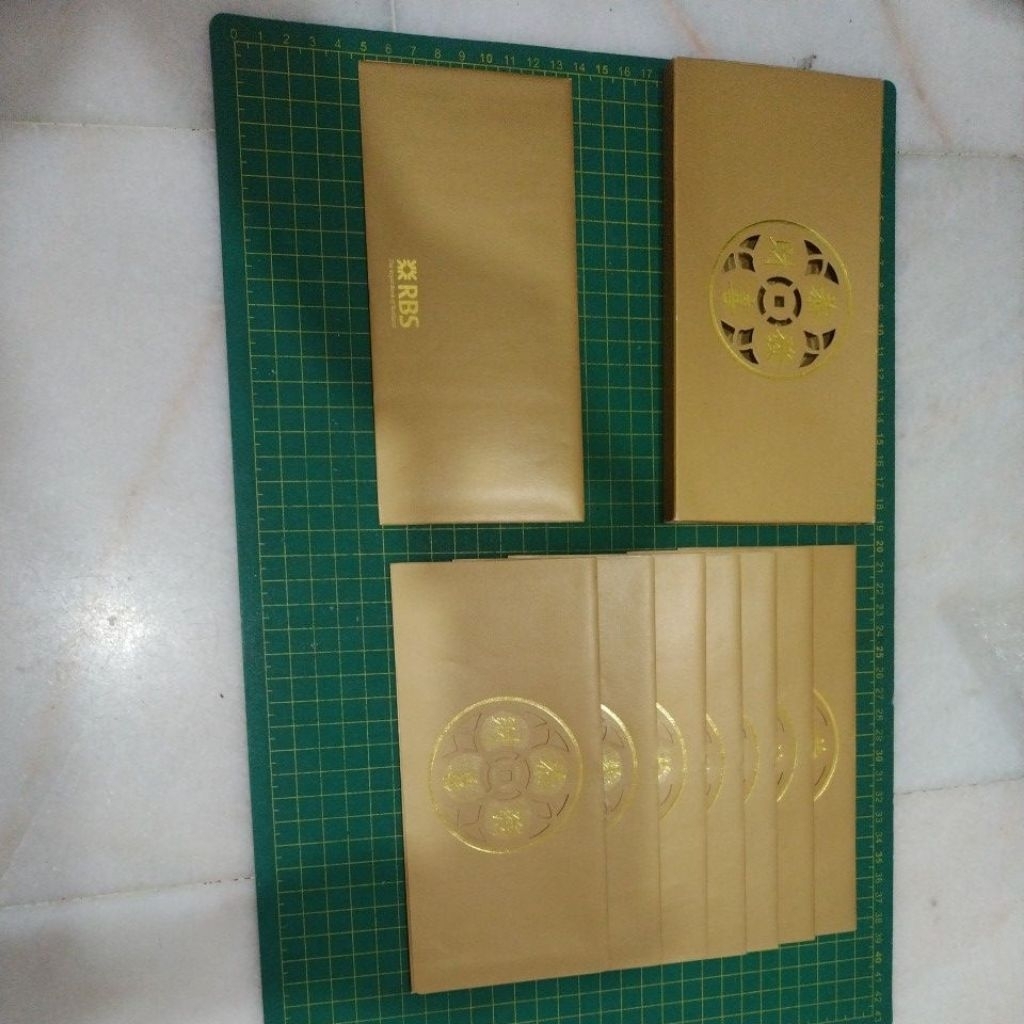 RBS Ang pow ซองแดง 8 ชิ้น พร้อมกล่อง (สภาพไม่สมบูรณ์)