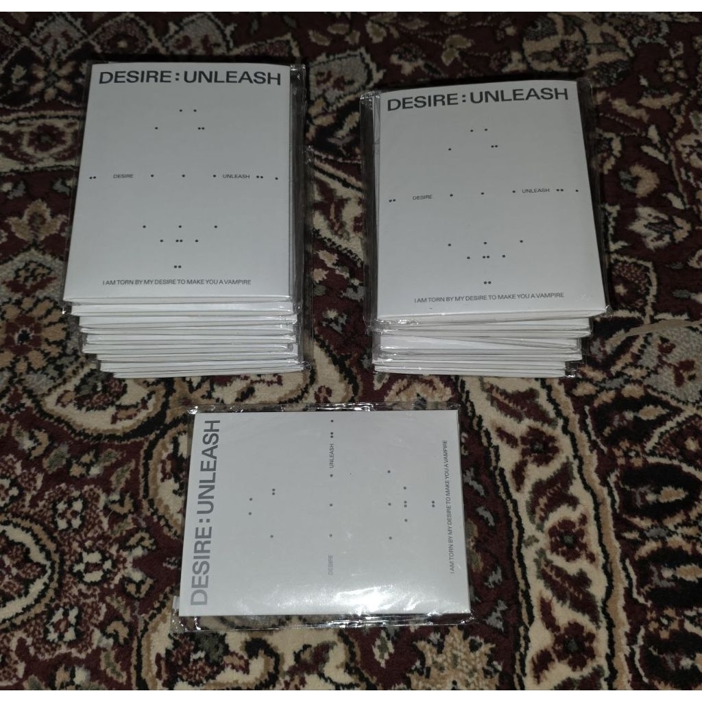 DESIRE : อัลบั้ม UNLEASH SEALED WEVERSE