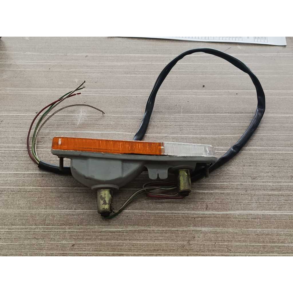 DAIHATSU CHARADE LICENCE LAMP