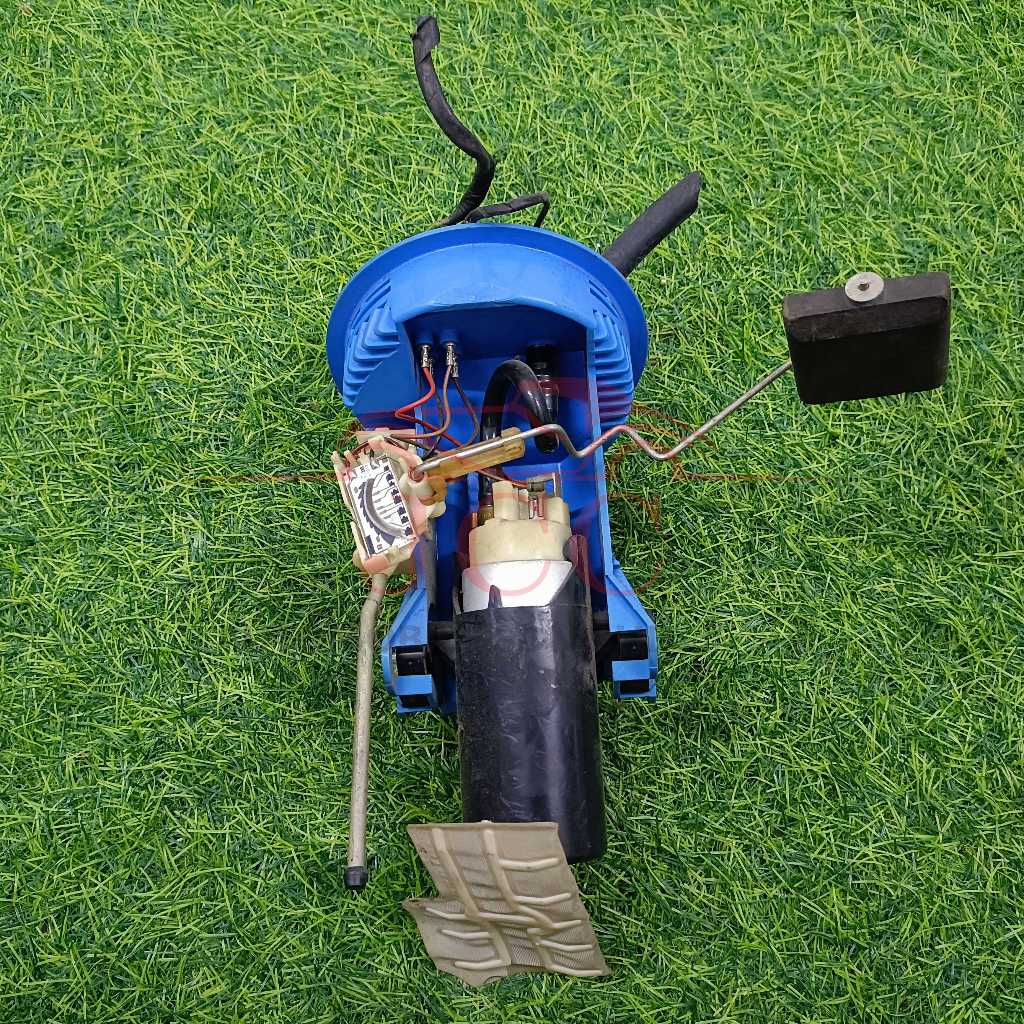 BMW 3 SERIES (E36) 1995-1999 FUEL PUMP JAPAN USED [2E-6D-D875]