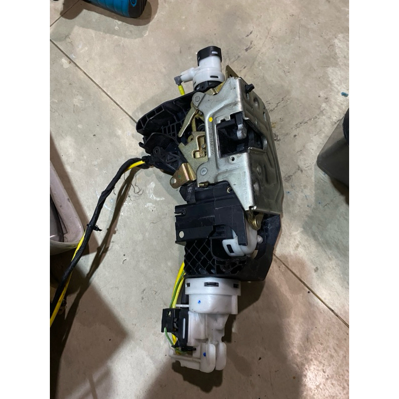 Mercedes benz W220 Rr ล็อคประตู Rh (220 730 5835)(220 730 6435)