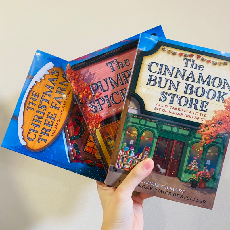 Dream Harbor 3 Books Series โดย Laurie Gilmore The Pumpkin Spice Café, The Cinnamon Bun Book Store
