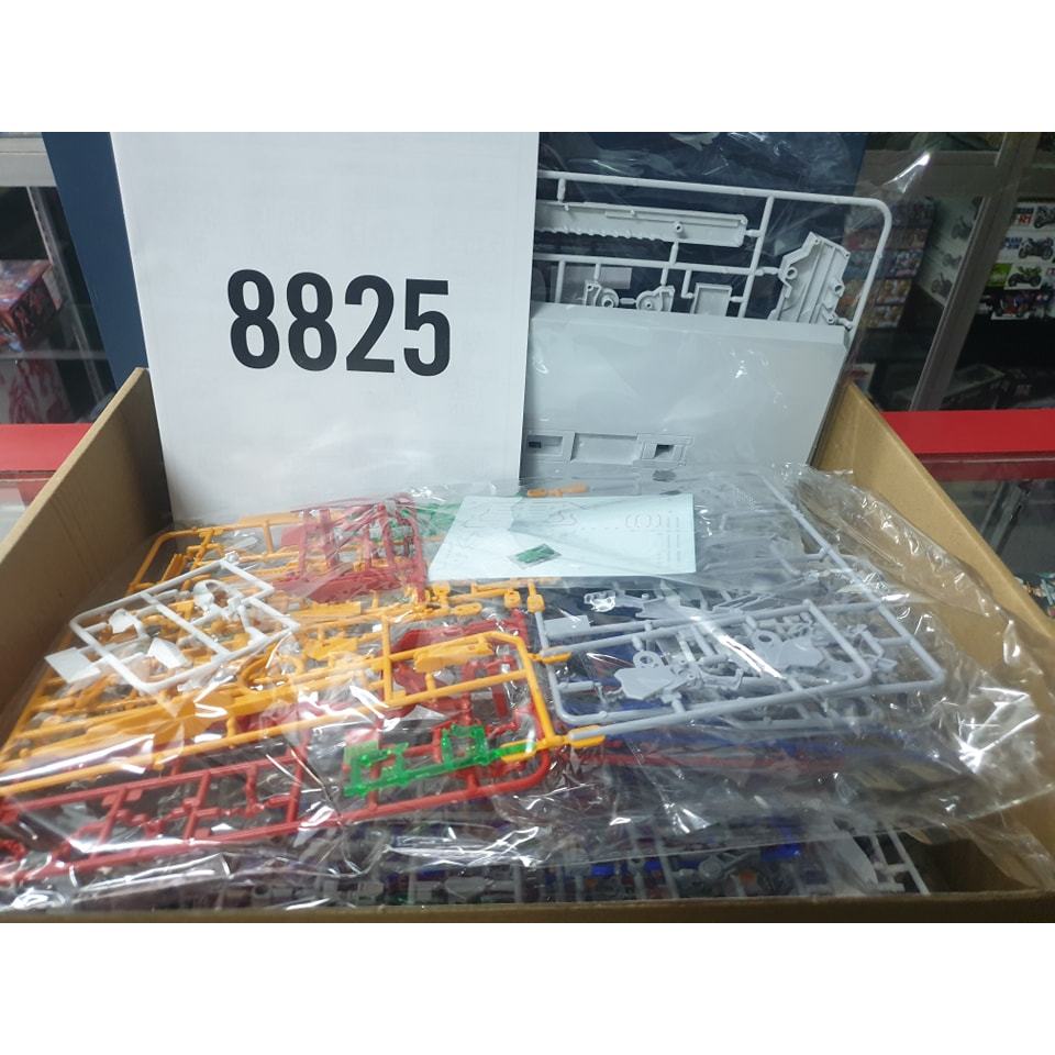 8825 DABAN - MG 1/100 WING ZERO HIRM Ver. MODEL KITS