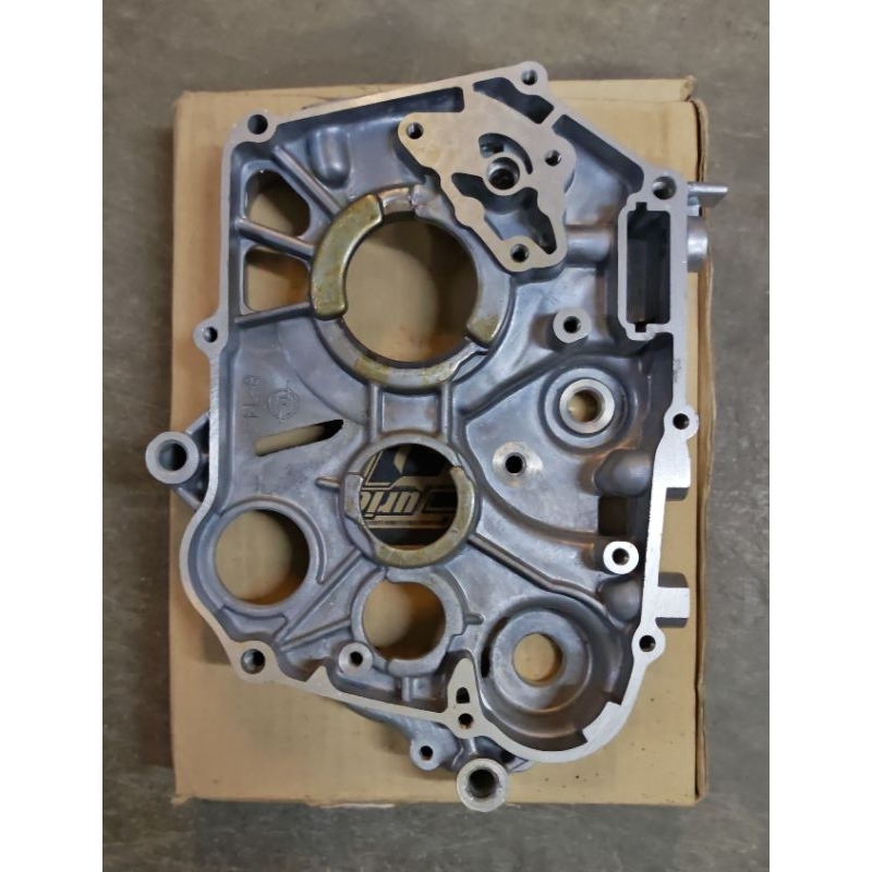 Honda EX5 / Dream Engine Crankcase R/H ( 1 ชิ้น ) JK