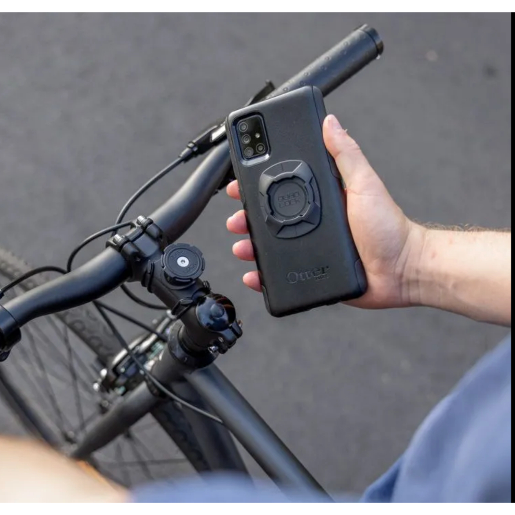 QUAD LOCK UNIVERSAL ADAPTER V3 & MAG SAFE VERSION ADAPTER