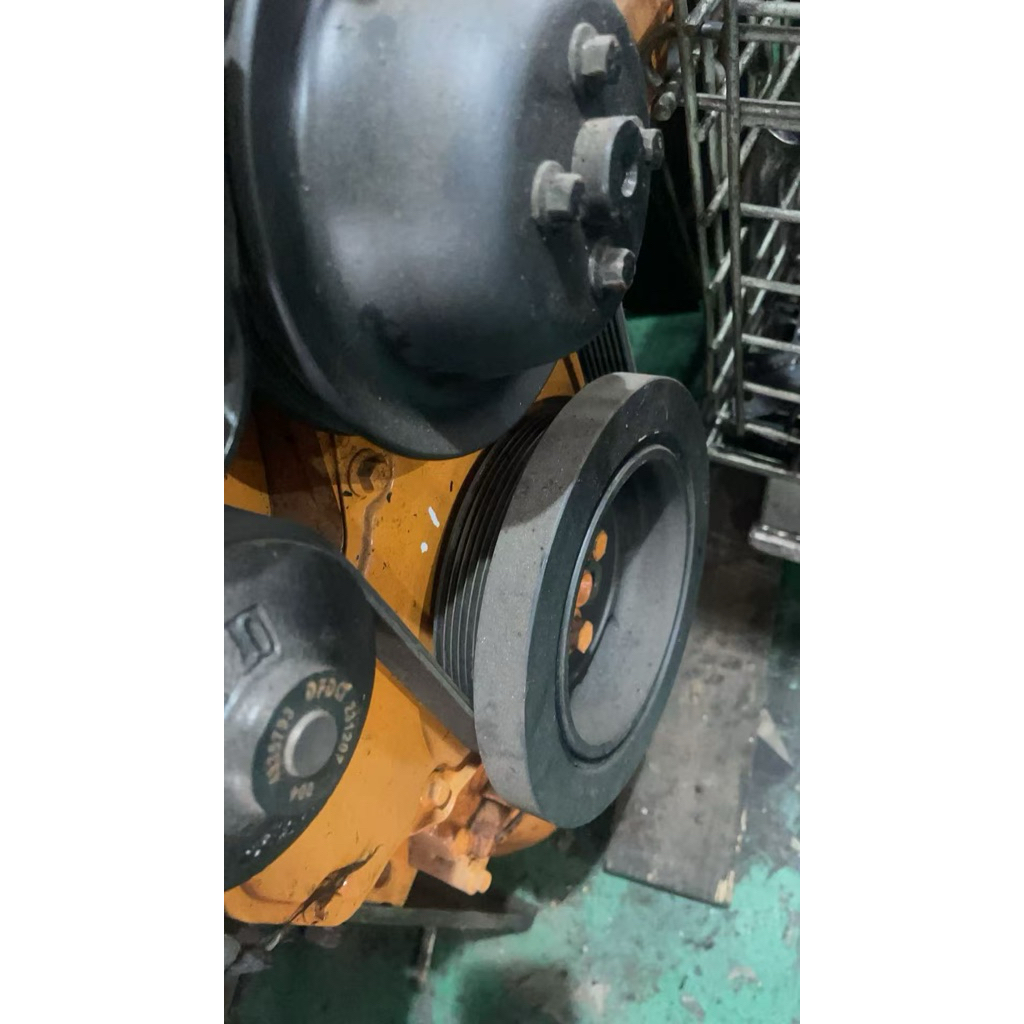 6BT CUMMINS ENGINE MAIN PULLEY (ใช้แล้ว)