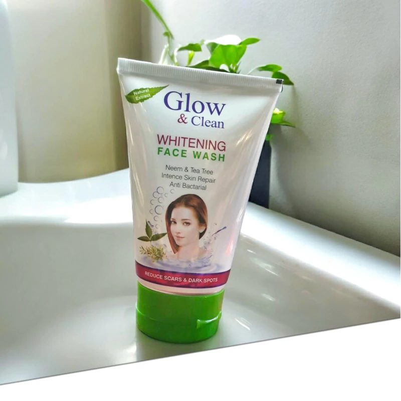 % Glow & Clean Neem & Tea Tree Whitening Facewash 120ml