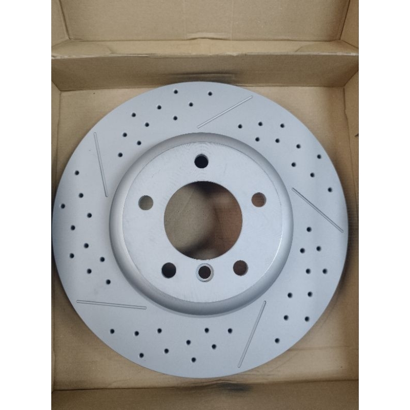 BMW E82 E88 E90 E91 E92 E93 ZIMMERMANN FRONT CROSS DRILLED & SLOTTED DISC โรเตอร์ BMW PERFORMANCE 33