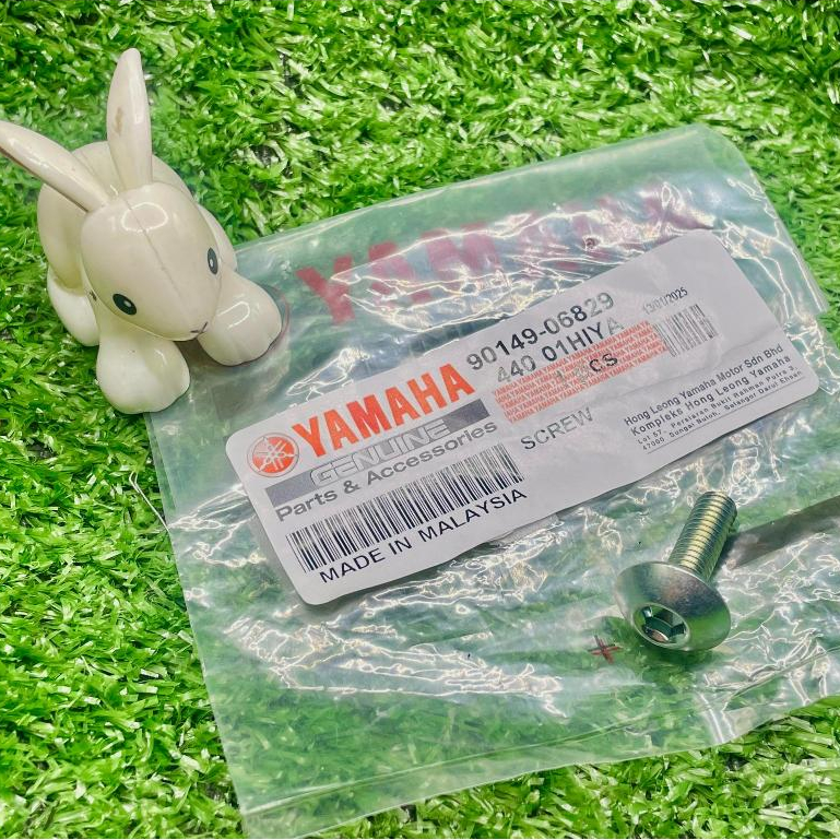 YAMAHA LC135 F1 (V8) TENSIONER GUIDE SCREW YAMAHA HONG LEONG - 90149-06829