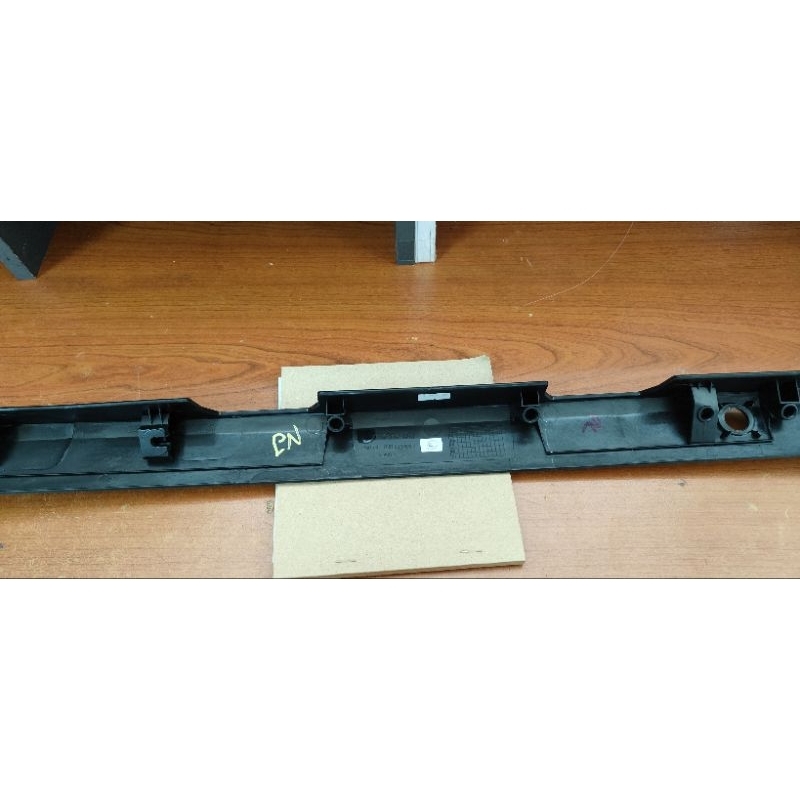 76811-0D320-/-76811-0D320
