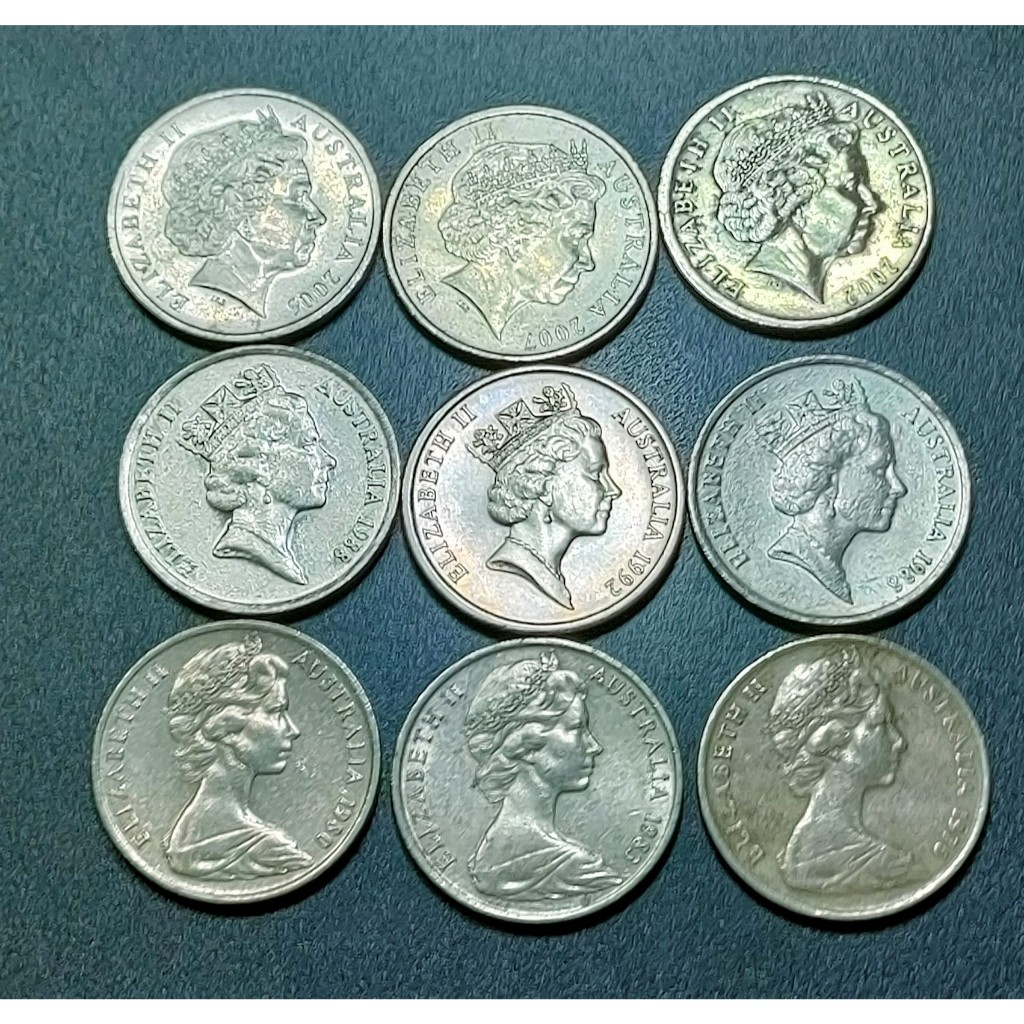 QE II 3 Series Of 10 Cent 1970s 2000s ( 9 เหรียญ )