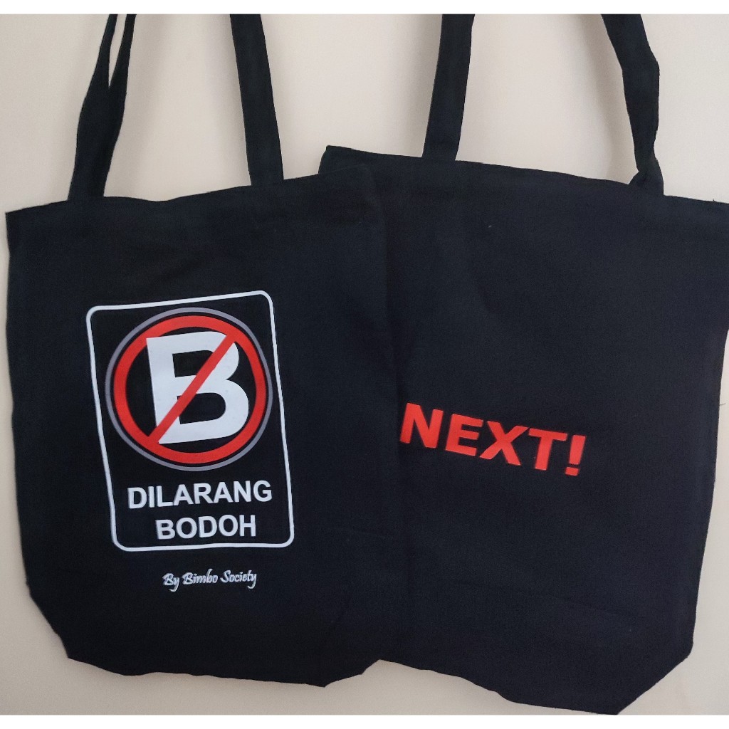 กระเป๋าผ้าใบ Dilarang Bodoh by Bimbo Society