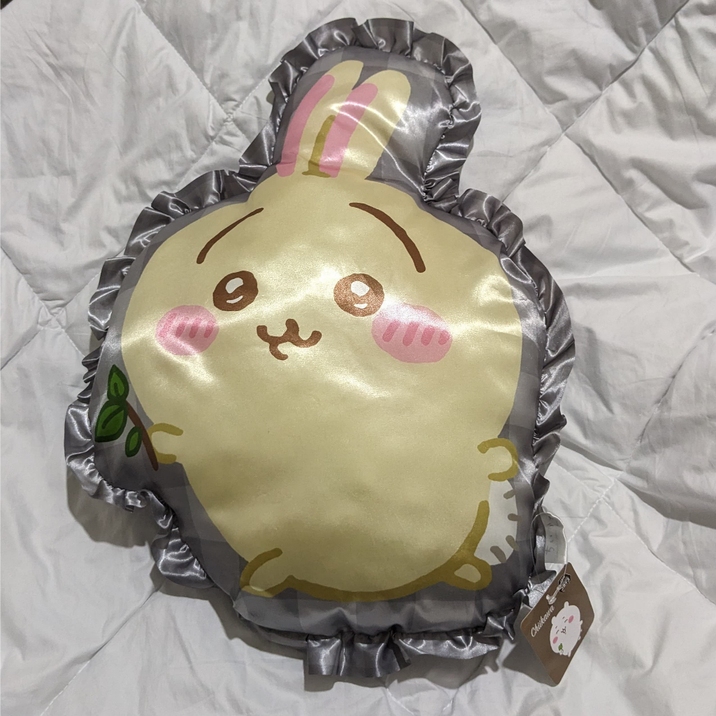 หมอน Chiikawa Usagi Frill