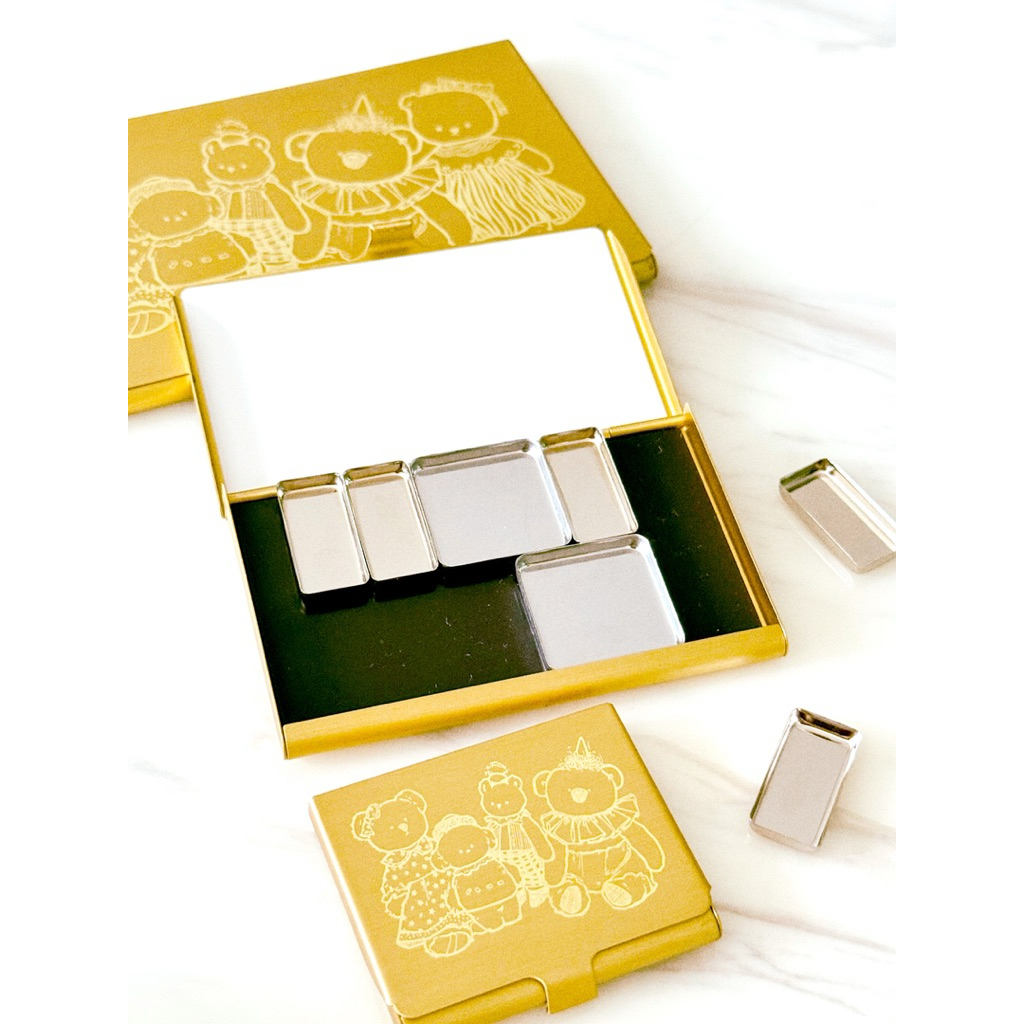 ใหม่ พาเลทการ์ดชื่อออกแบบหมีทองเหลืองสีทองแบบไม่มีกระทะ