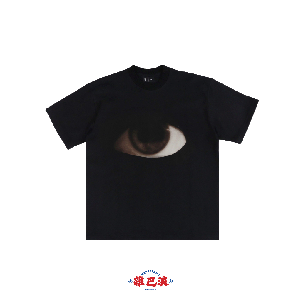 Zapbalang Mini Mart: เสื้อยืดโลโก้ Future Kind Third Eyes (สีดํา)