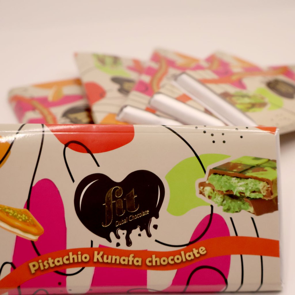FIT CHOCOLATE { 100G } PISTACHIO KUNAFA CHOCOLATE ,MADE IN USA