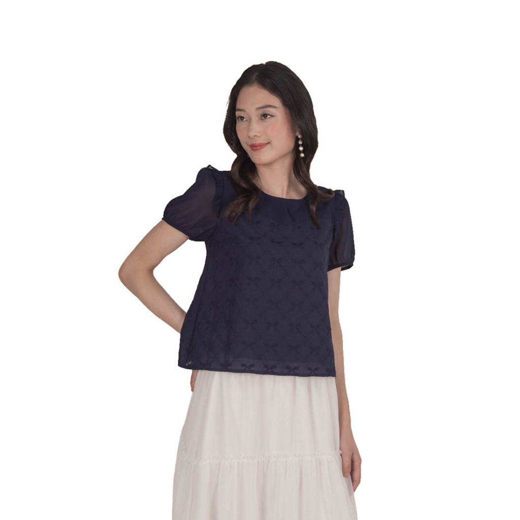 เสื้อ Lzzie Janine - สีขาวและกรมท่า