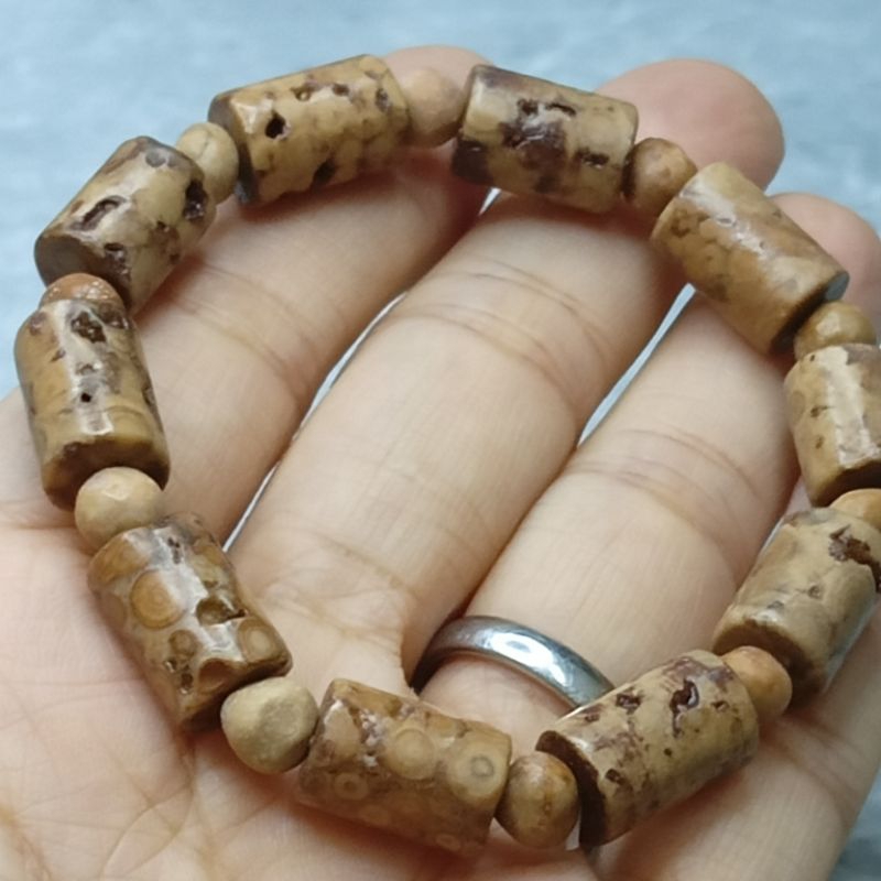 สร้อยข้อมือ พระราชวังมังกร relics 泰国Heng-eyeri-eyeknife Pincheap Hand(9mm)