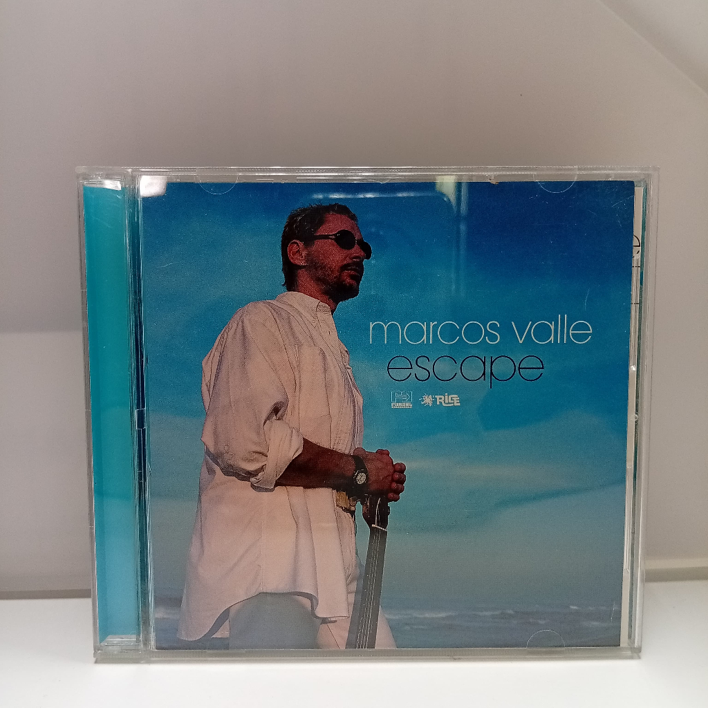 U2444-48 USED CD [ MARCOS VALLE - ESCAPE ] U2444-48