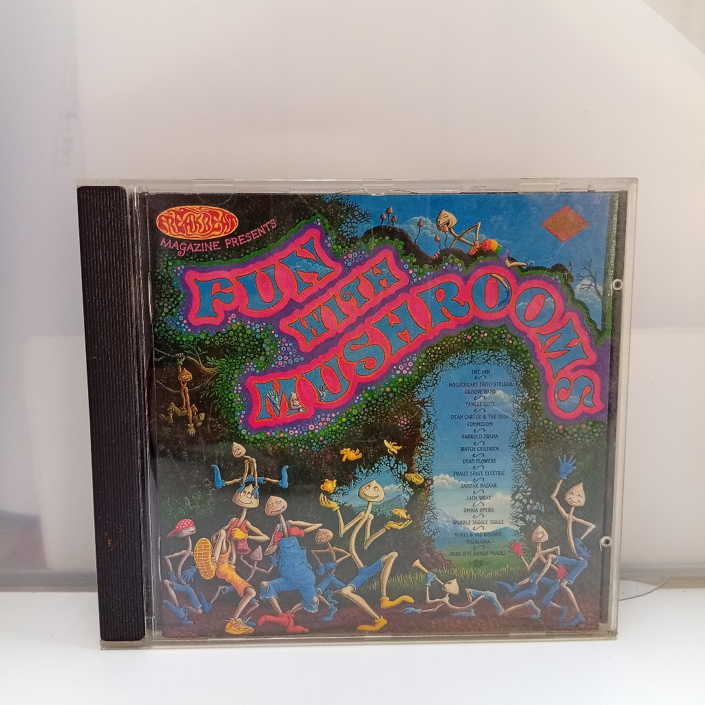 U252-77 CD TERPAKAI [ MAGAZINE PRESENTS - FUN WITH MUSHROOMS ] ซีดีมือสอง U252-77
