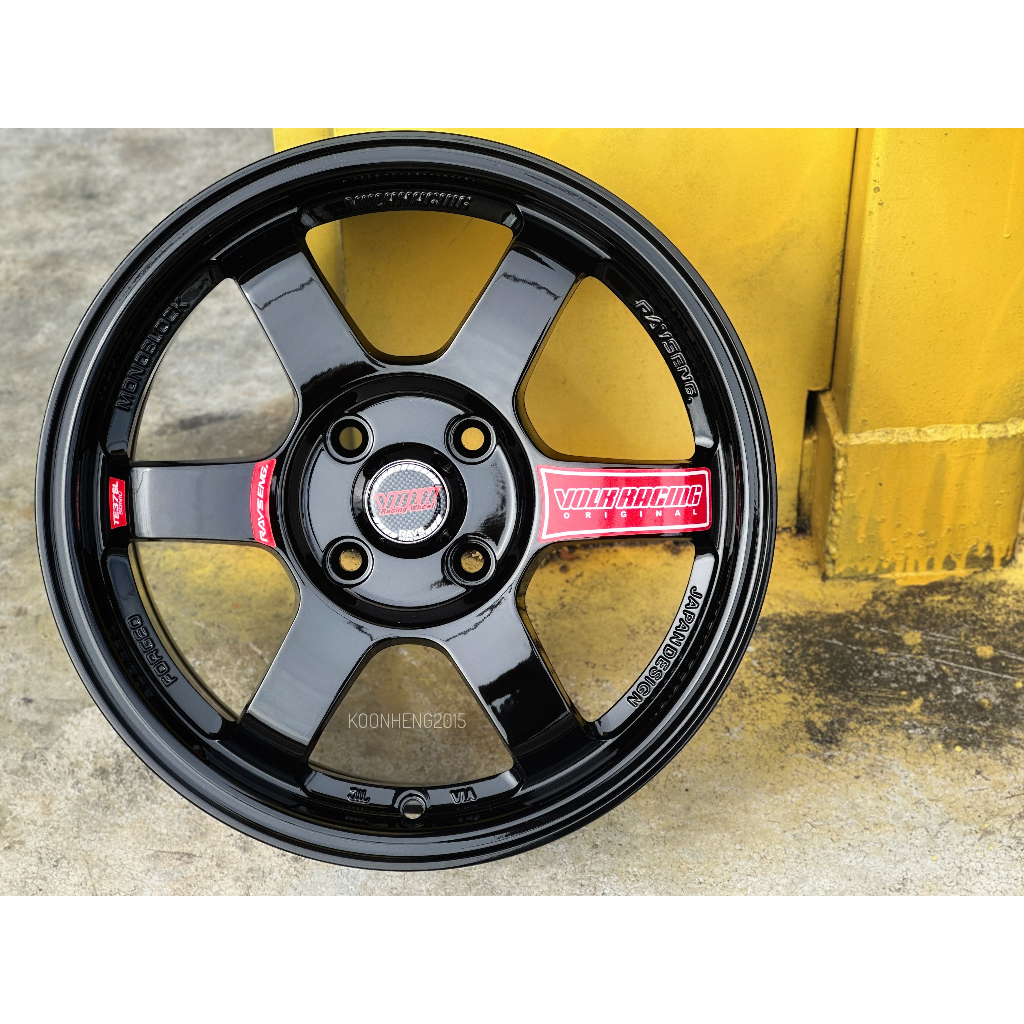 New Car Sport Rim RAYS VOLK RACING TE37SL 15x6.5J 4x100 ET40 สีดํา -