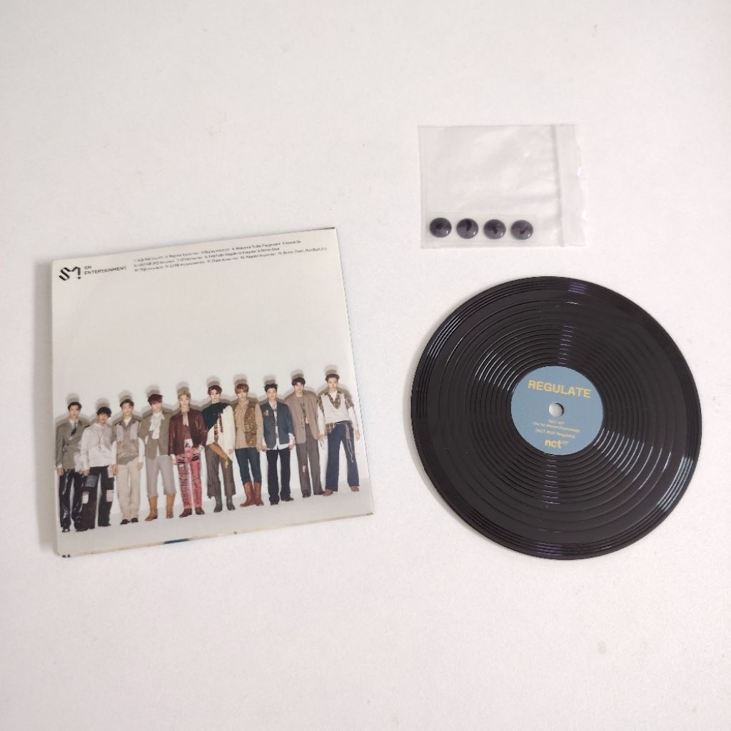 NCT 127 อย่างเป็นทางการ merch (1/2) ควบคุม lp รถไฟเหาะ kim doyoung cover nct127 kpop idol boy group 