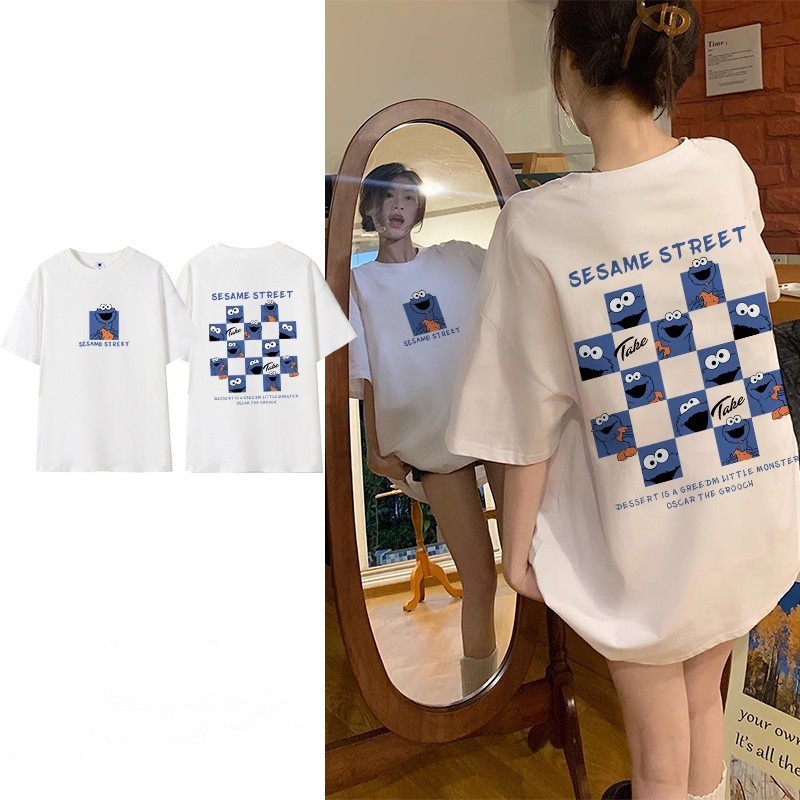 จัดส่ง 24 ชั่วโมง Maise ใหม่ Sesame Street Checkerboard พิมพ์ผู้หญิง Tees Baggy คอรอบ Oversize OOTD 