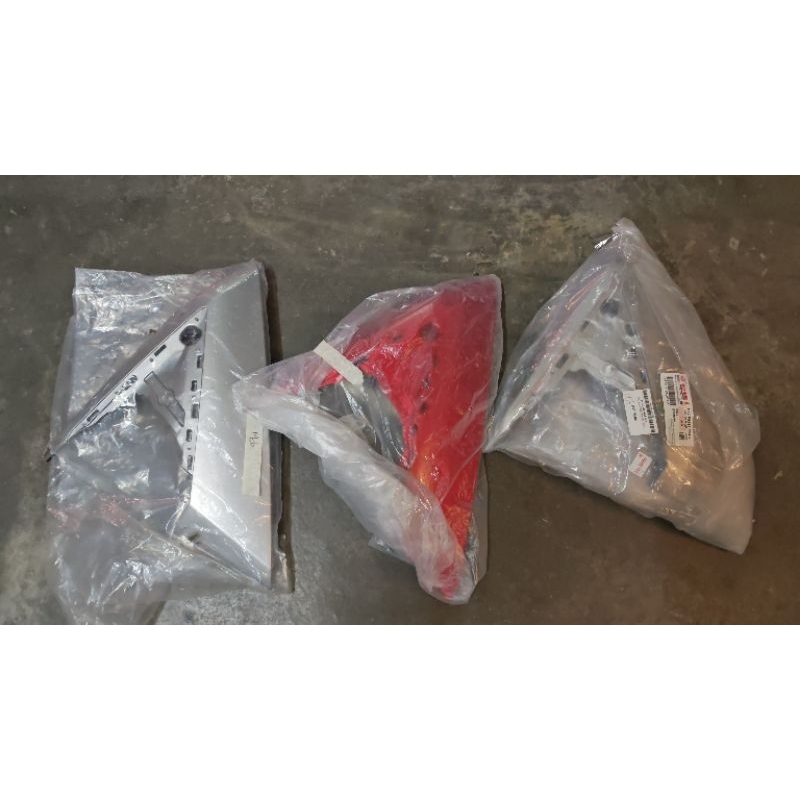 Ego avantisz L/H ด้านข้างใต้ปก B92-F83445-00-P7 ( 1 ชิ้น )JK