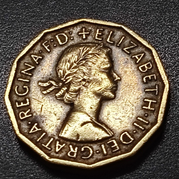 UK Queen Elizabeth II 3 Pence1954 / 1963